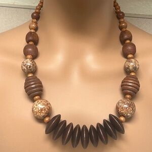 Artisan Crafted Wood & Agate Stone Necklace